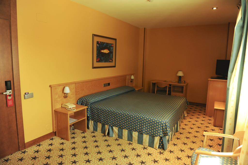 Hotel Estrella Norte Isla Plana Стая снимка